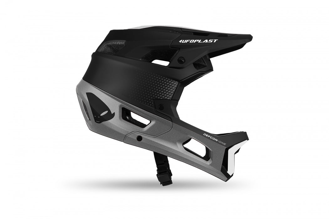 DEFCON ONE MOUNTAIN BIKE HELMET BLACK AND GRAY